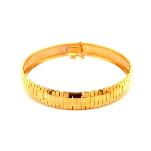 Like New Gold Colored Bracelet - Picture 1 of 4